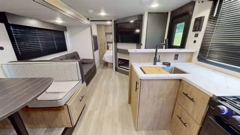 26CJ Floorplan Main Room