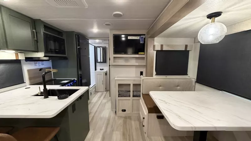 No Boundaries Main Room